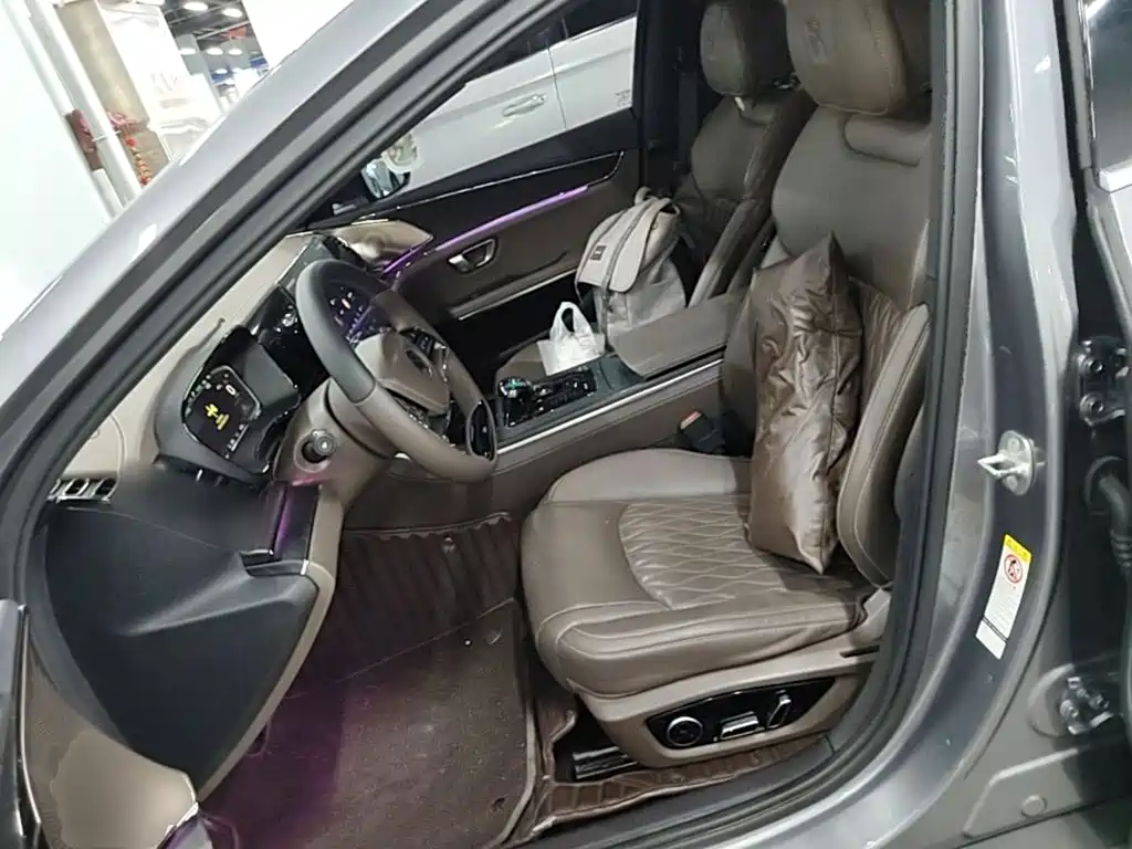 BYD Han — миниатюра 15