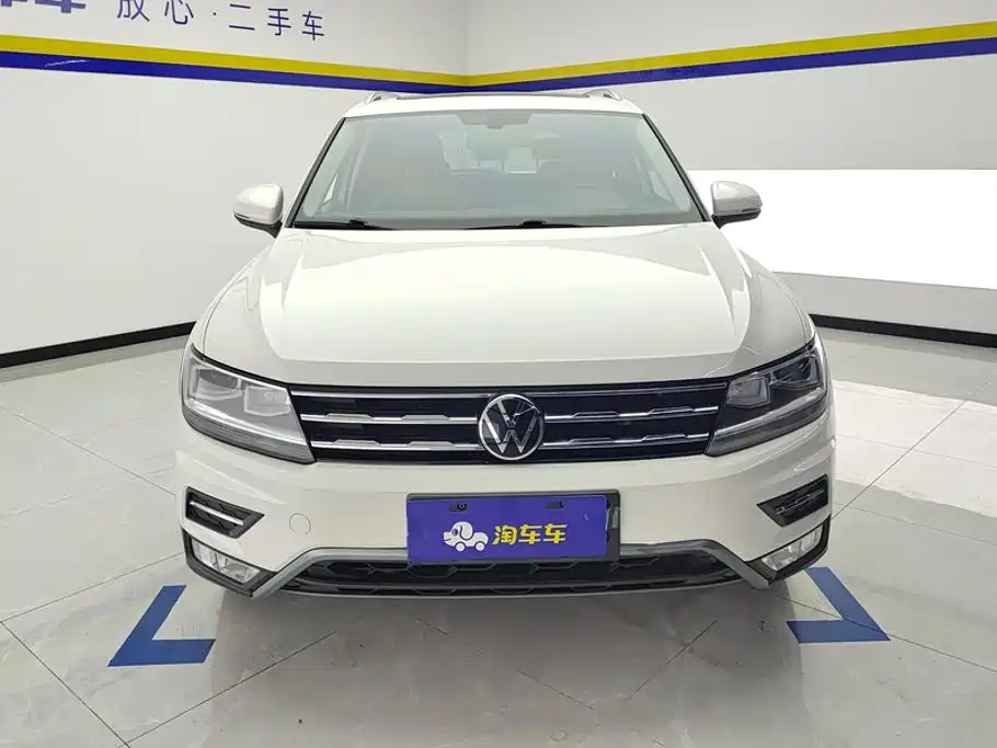 Volkswagen Tiguan L — миниатюра 2
