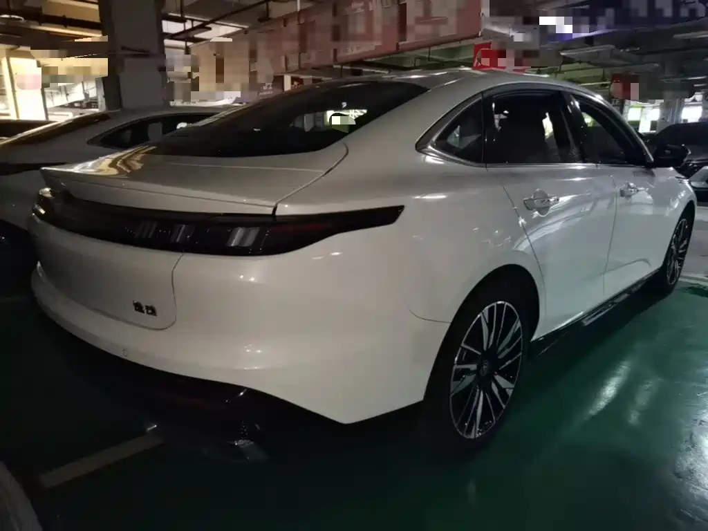 Changan Eado — миниатюра 7