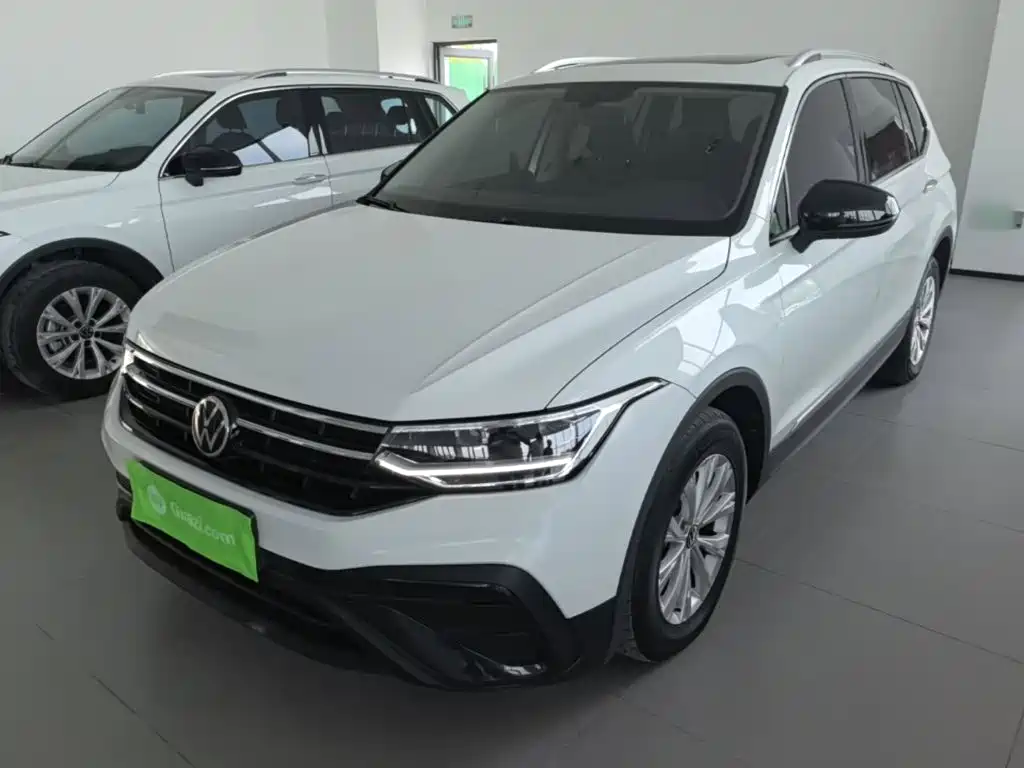 Volkswagen Tiguan L — миниатюра 2