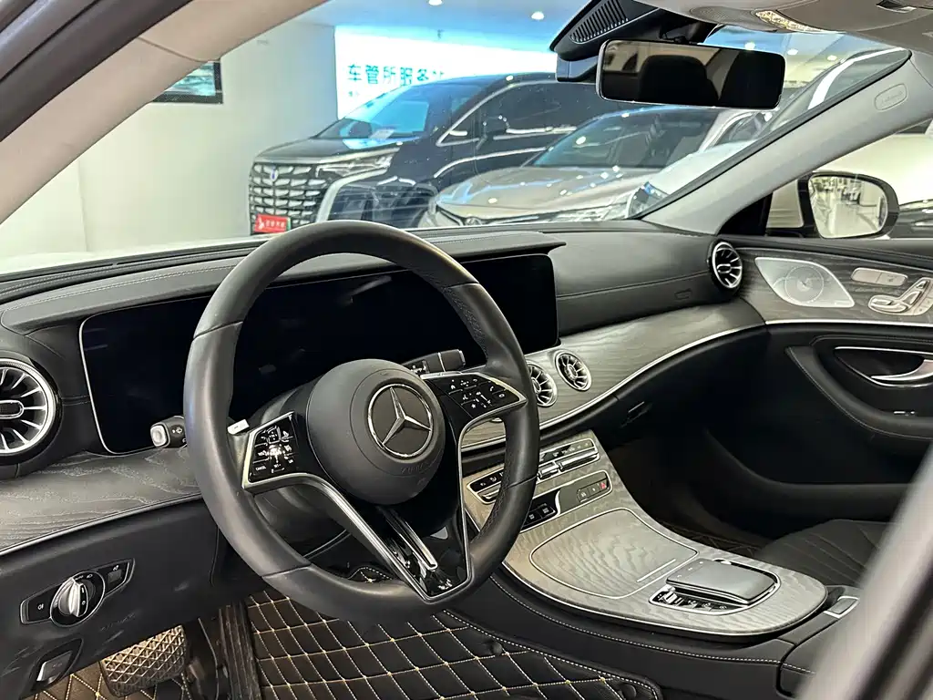 Mercedes-Benz CLS — миниатюра 10
