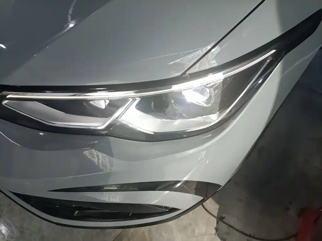 Volkswagen Golf — миниатюра 24