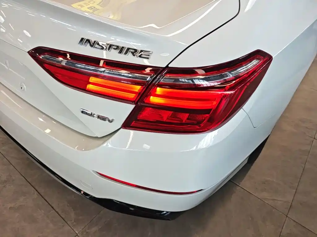 Honda Inspire — миниатюра 8
