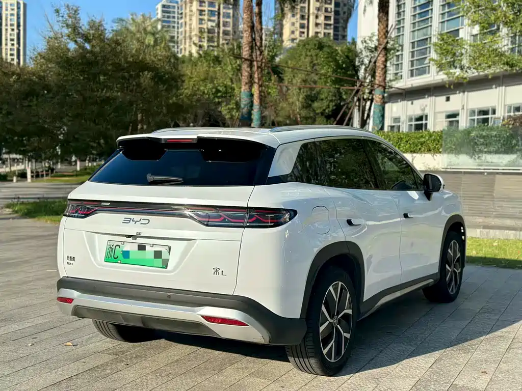 BYD L DM-i — миниатюра 7