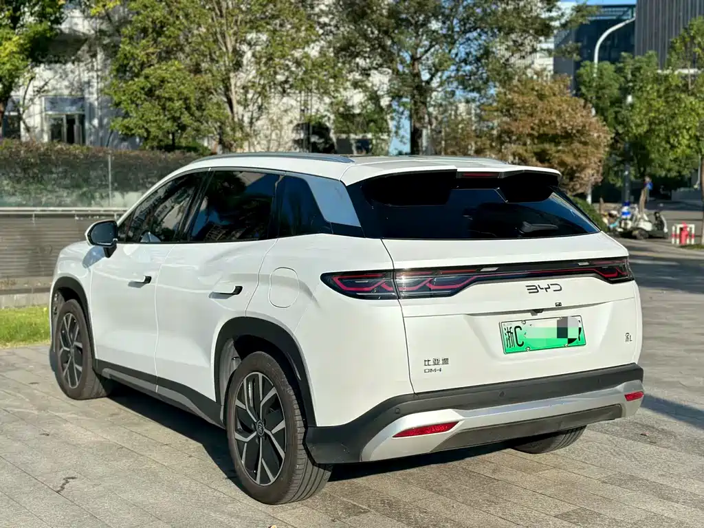 BYD L DM-i — миниатюра 9