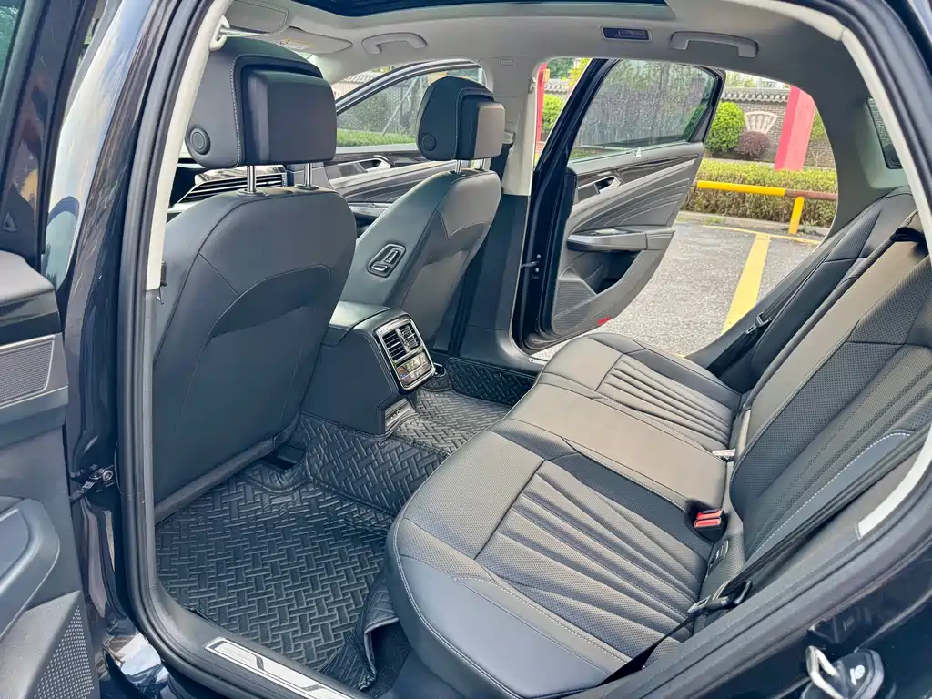 Volkswagen Passat — миниатюра 17