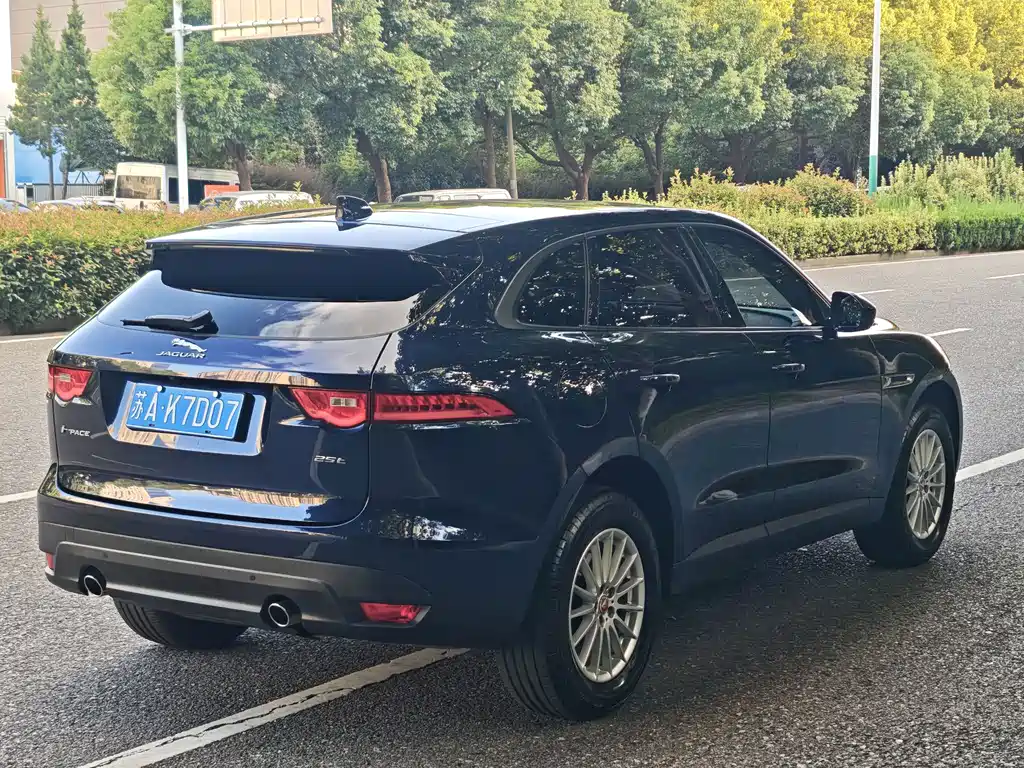 Jaguar F-PACE — миниатюра 31