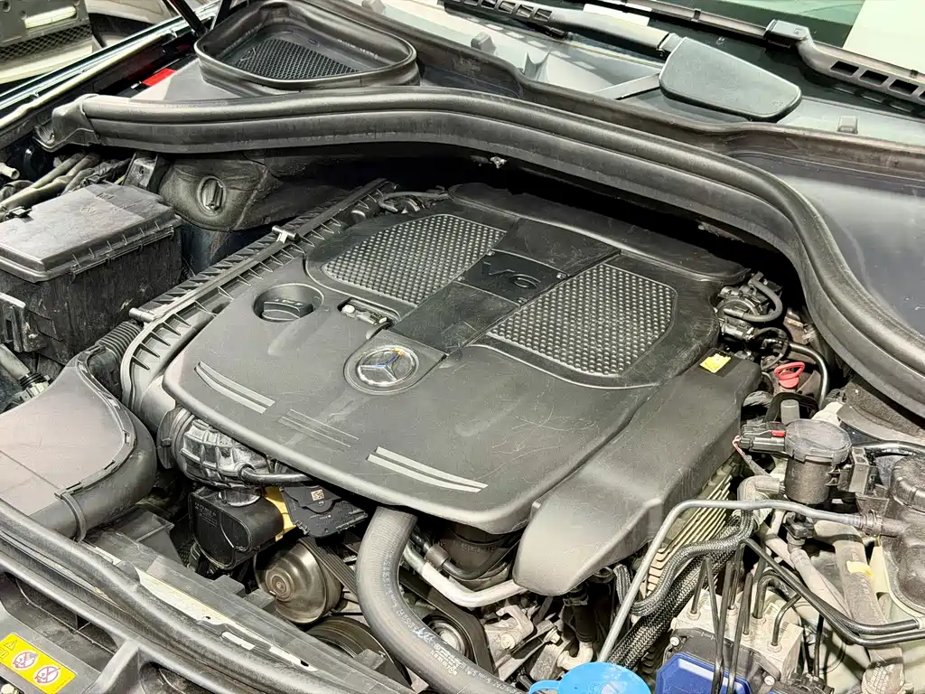 Mercedes-Benz M-Class — миниатюра 18