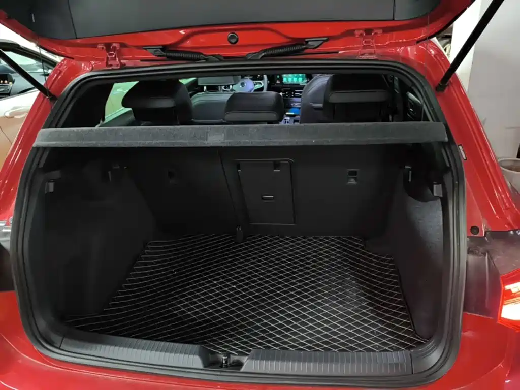 Volkswagen Golf — миниатюра 19