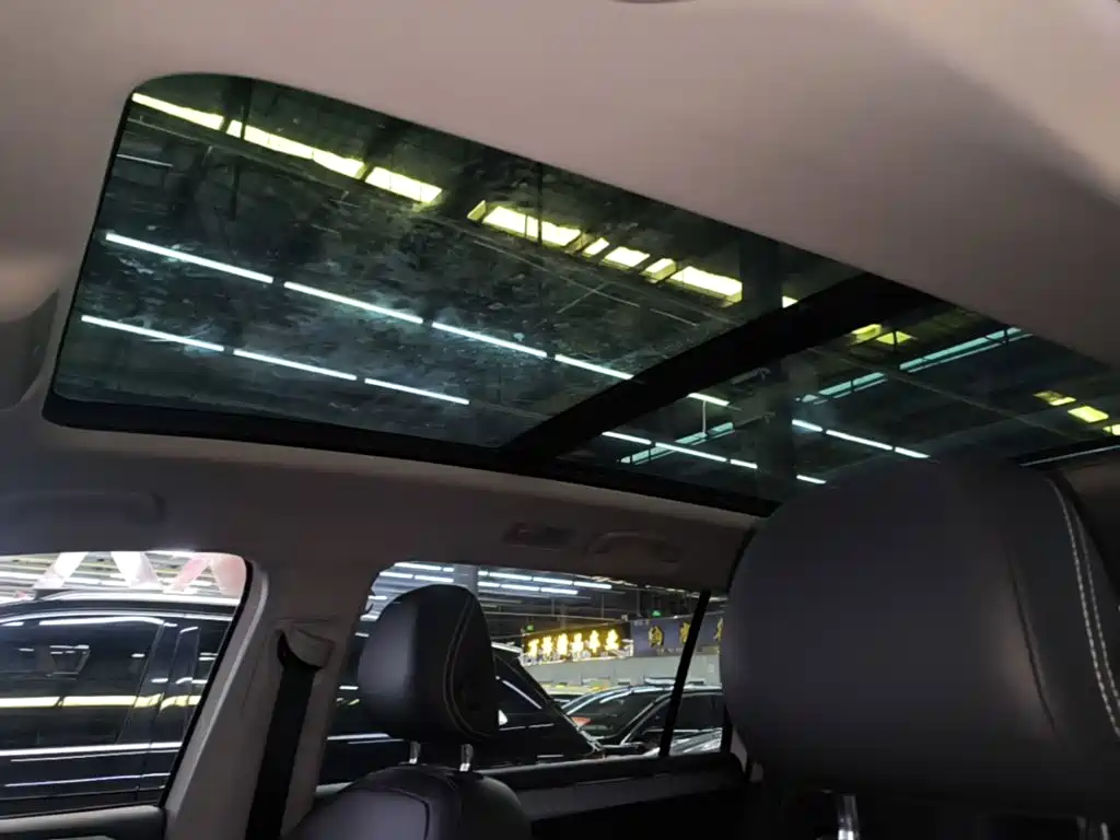 Volkswagen Tiguan L — миниатюра 18