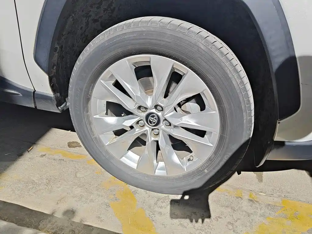 Toyota Wildlander — миниатюра 24
