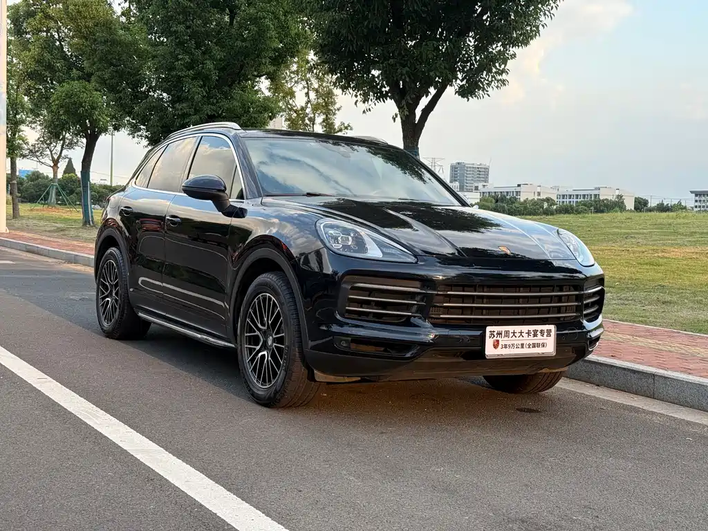 Porsche Cayenne — миниатюра 3