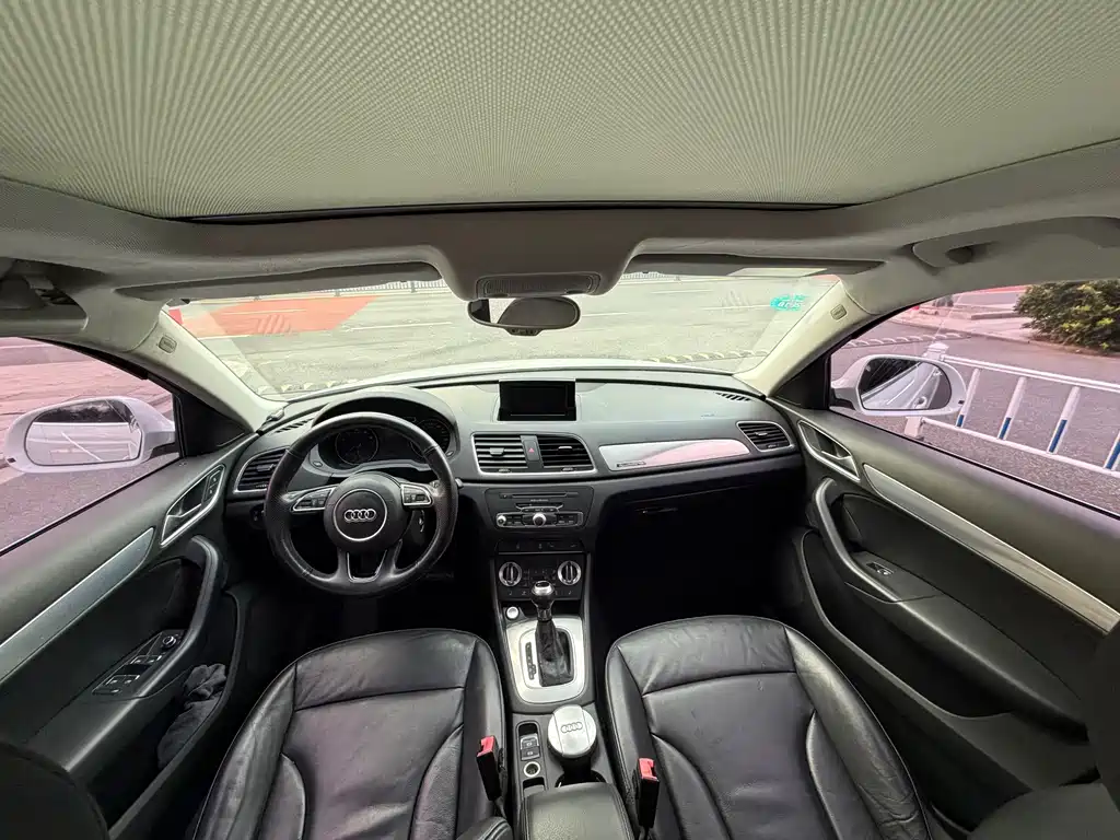 Audi Q3 — миниатюра 12