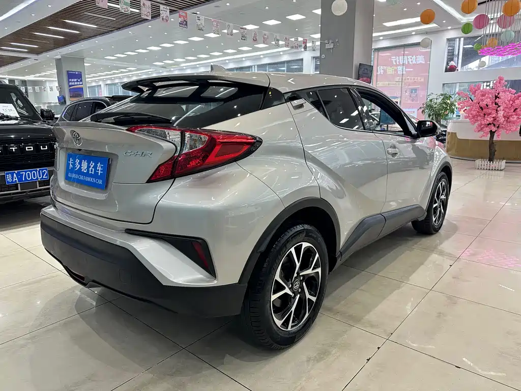TOYOTA C HR