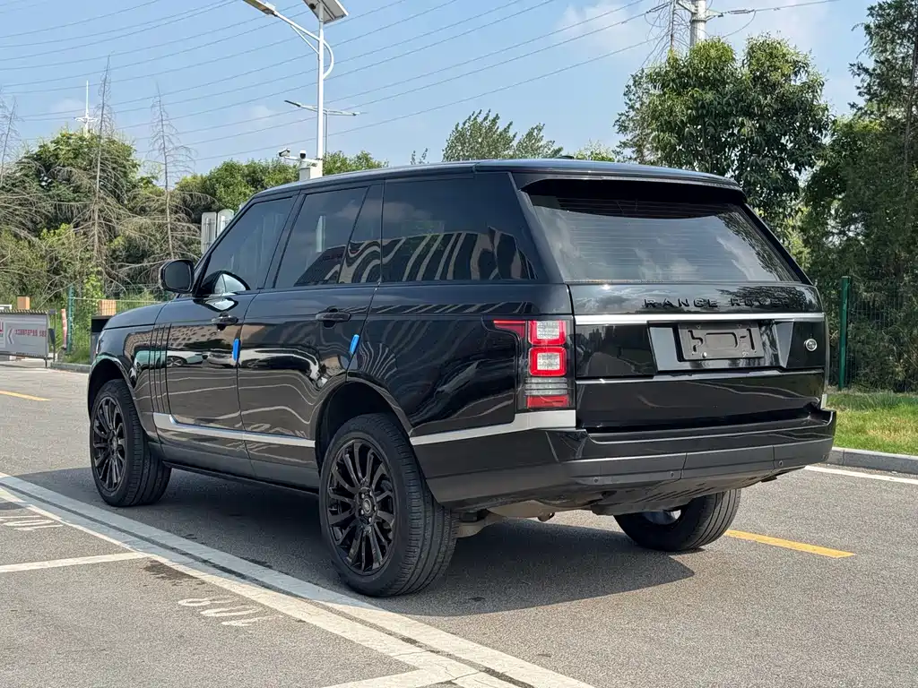 Land Rover Range Rover — миниатюра 5