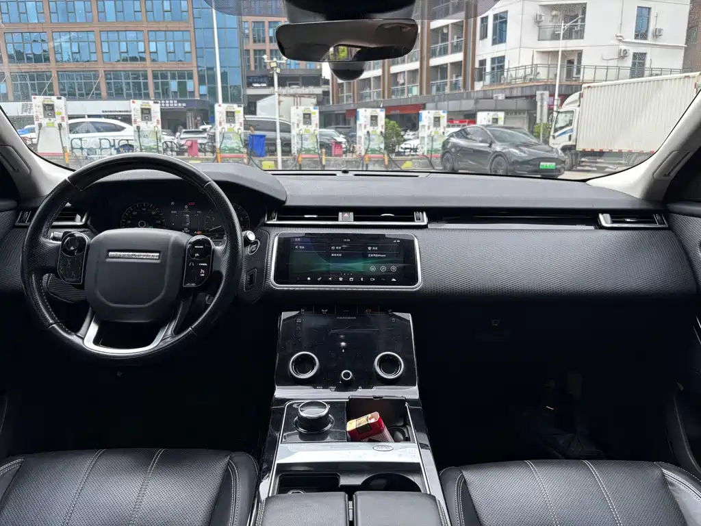 Land Rover Velar — миниатюра 5