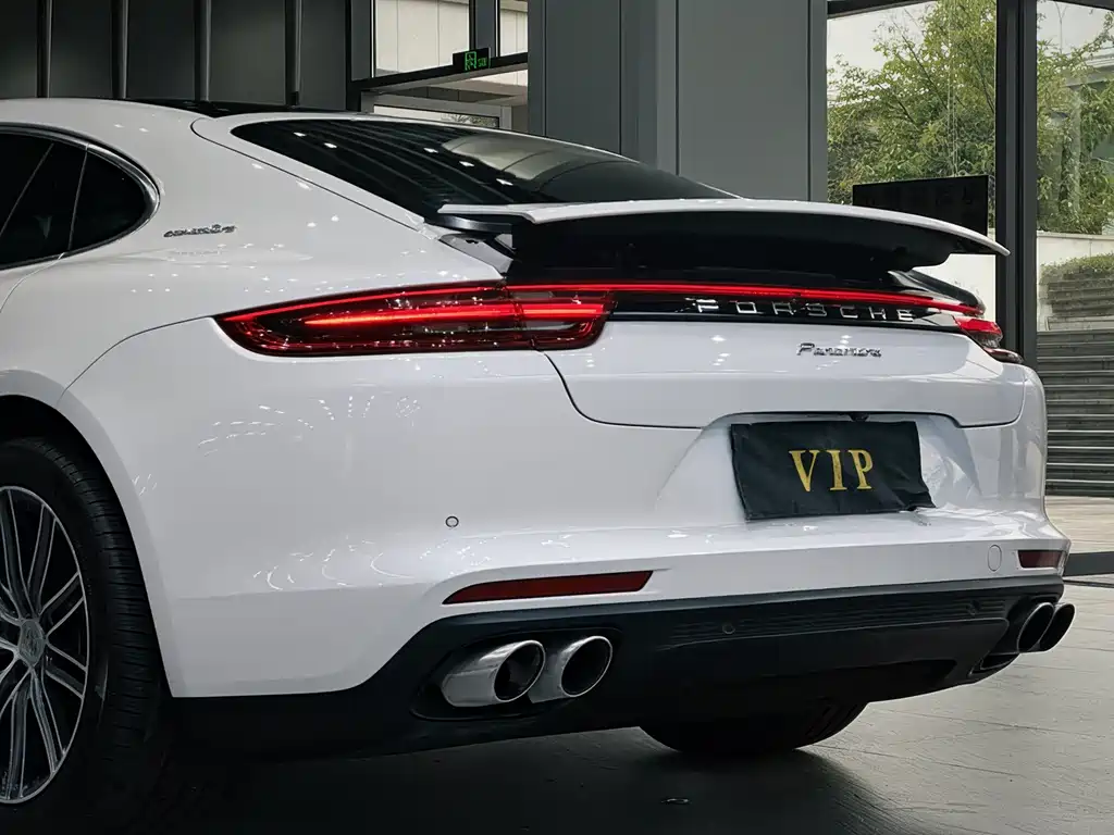 Porsche Panamera — миниатюра 10