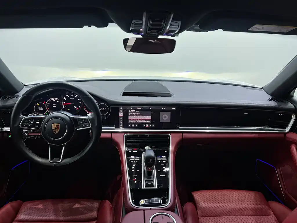 Porsche Panamera — миниатюра 6