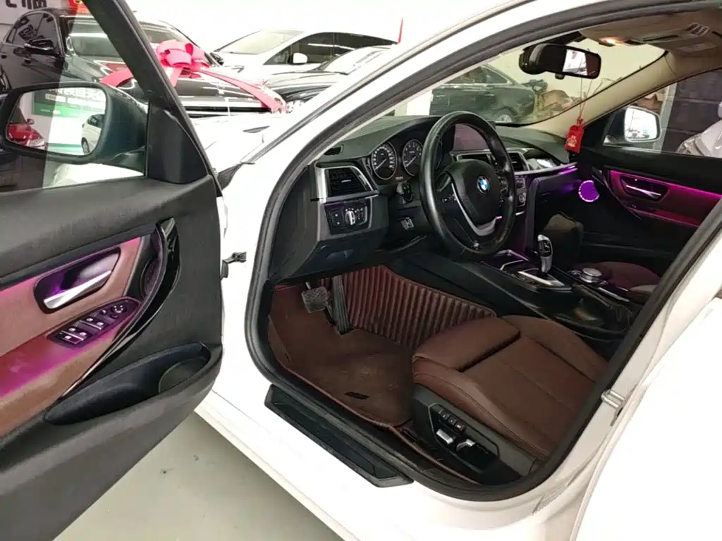 BMW 3 Series — миниатюра 16