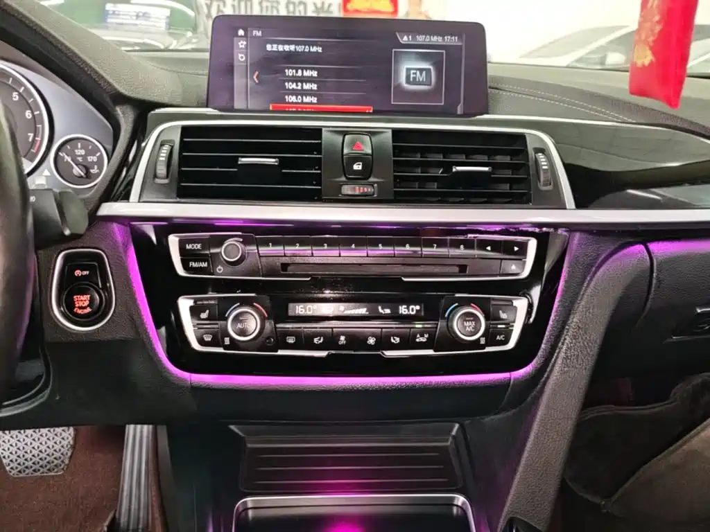 BMW 3 Series — миниатюра 13