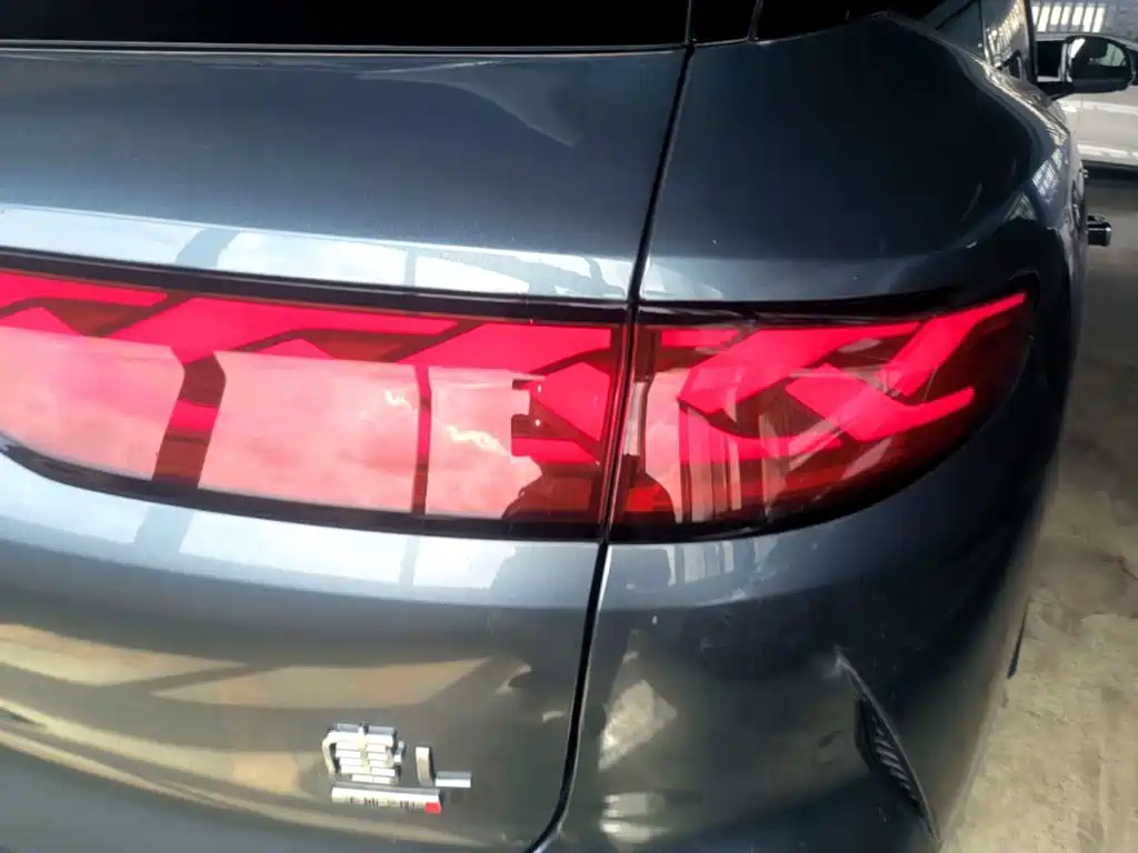 BYD Tang L - фото 8