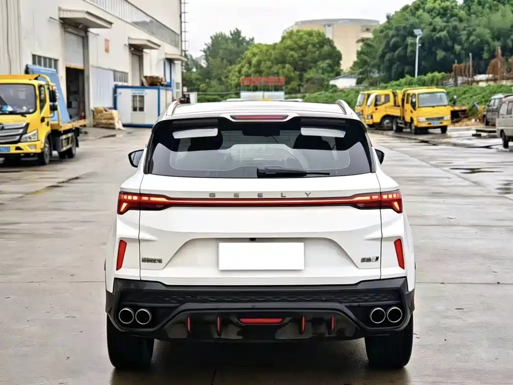 Geely Binyue — миниатюра 5