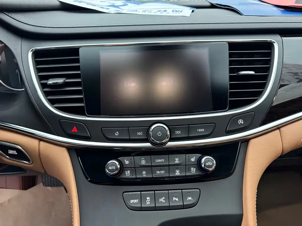Buick LaCrosse — миниатюра 8