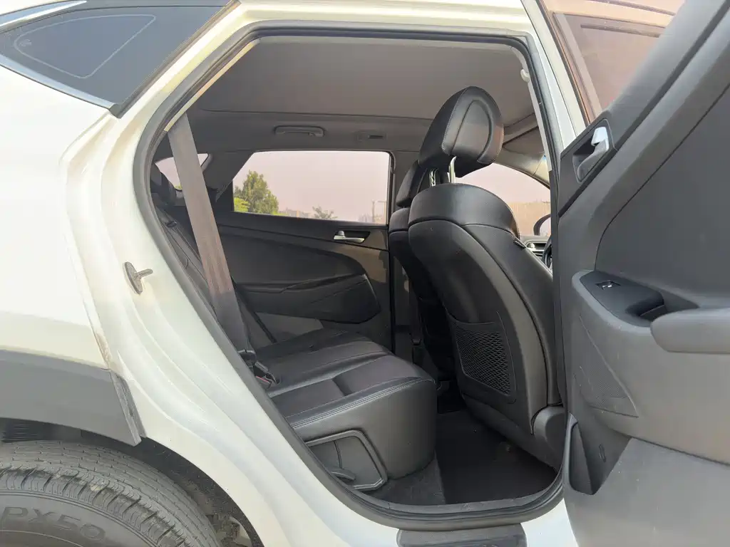 Hyundai Tucson — миниатюра 9