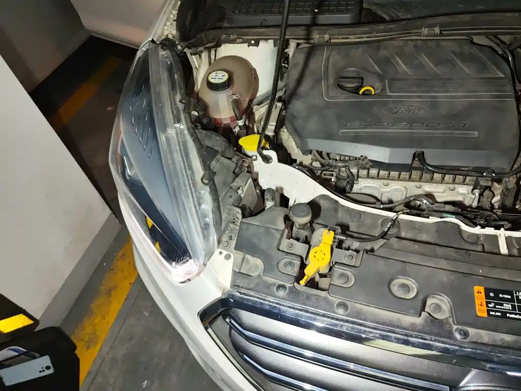 Ford Kuga — миниатюра 18