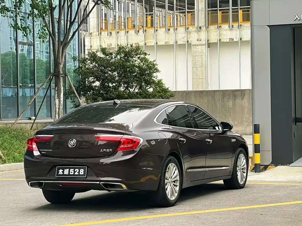 Buick LaCrosse 2016 28T Elite