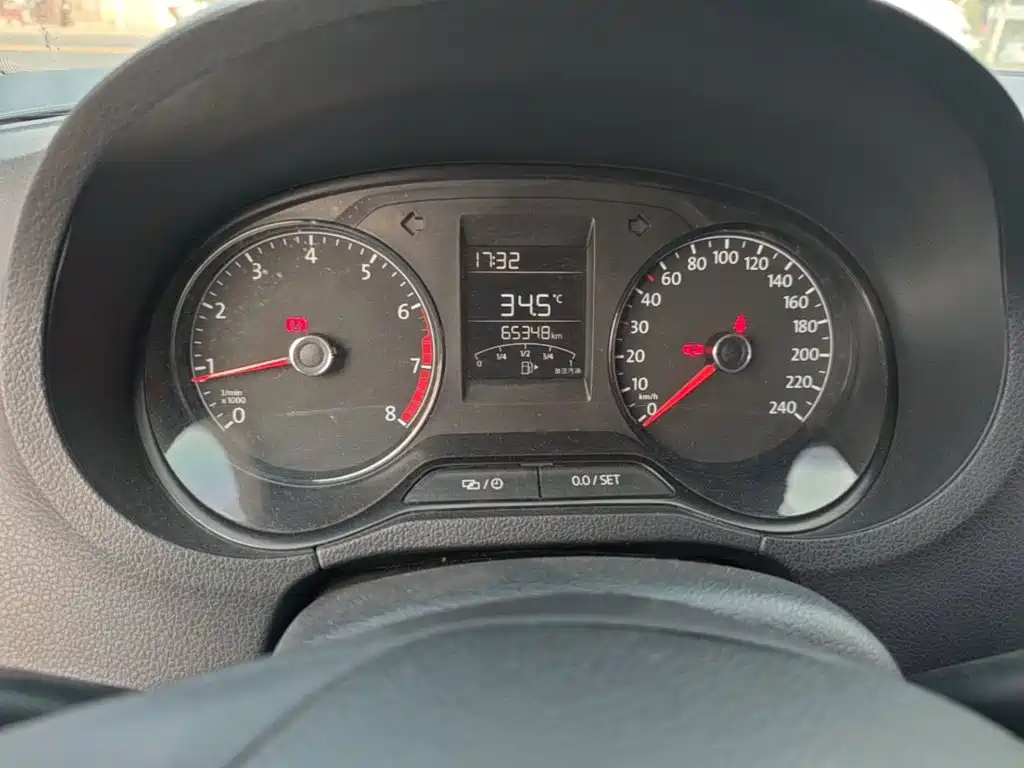 Volkswagen Polo — миниатюра 12