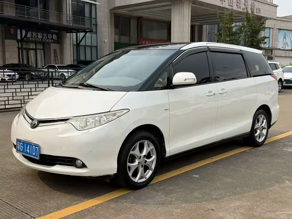 Купить Toyota Previa