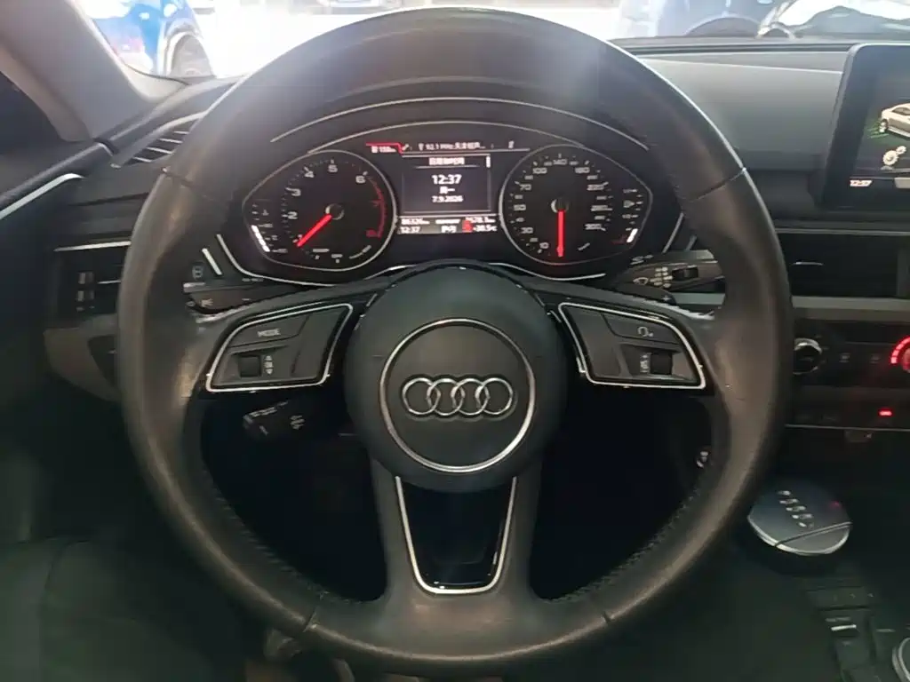 Audi A4L — миниатюра 11