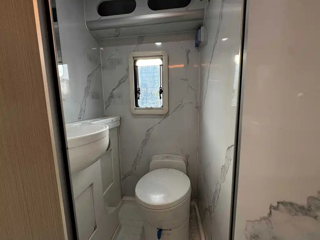 IVECO Ousheng — миниатюра 14