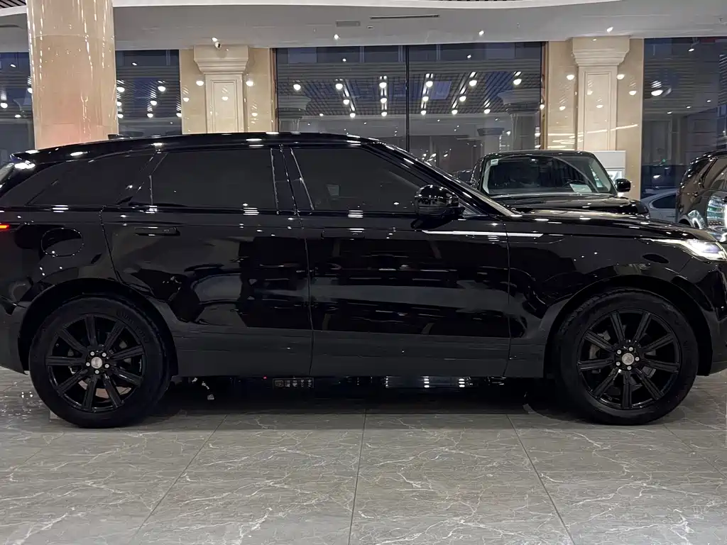 Land Rover Velar — миниатюра 8