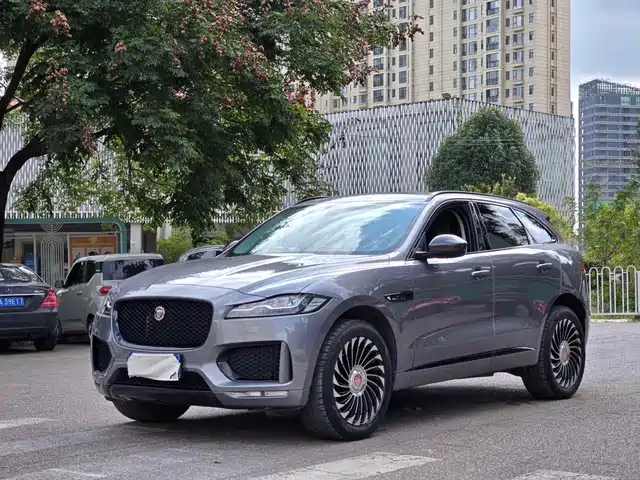 JAGUAR  F PACE