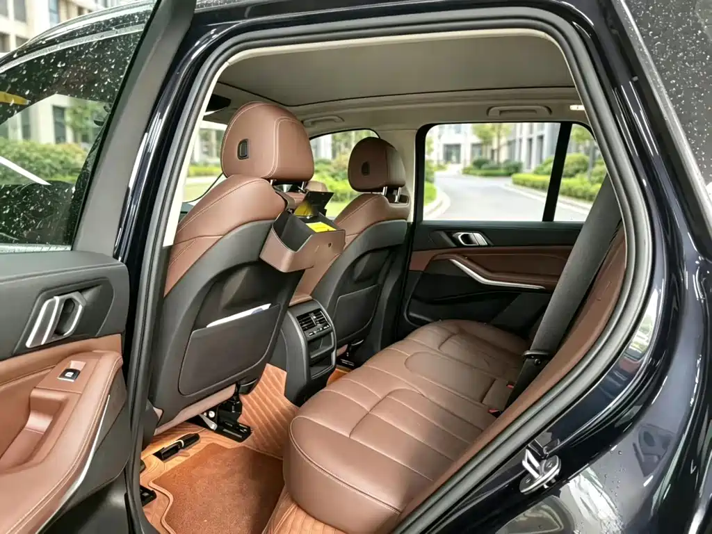 BMW X5 (Import) — миниатюра 6