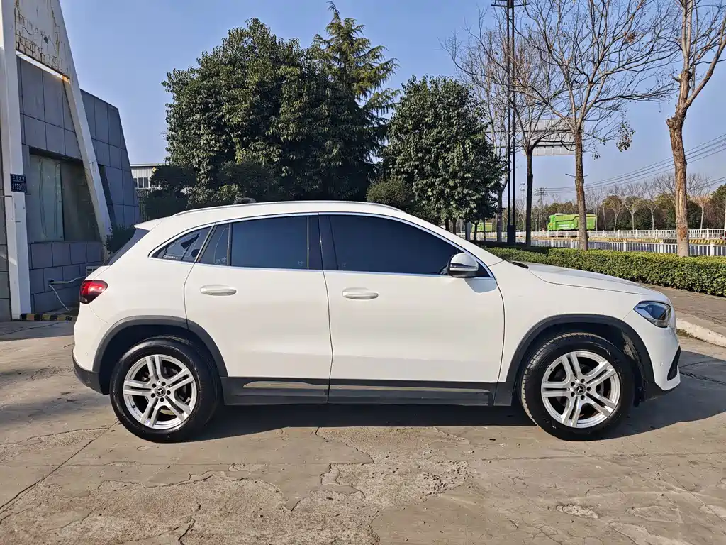 Mercedes-Benz GLA GLA 200, фото 4
