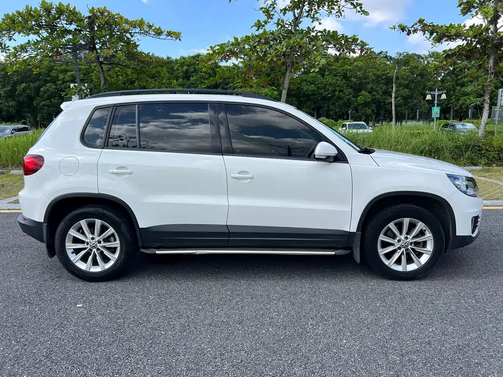 Volkswagen Tiguan — миниатюра 5