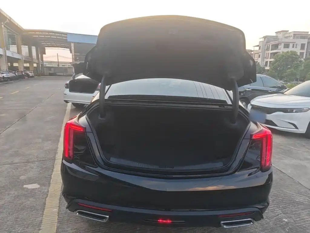 Cadillac CT5 — миниатюра 19