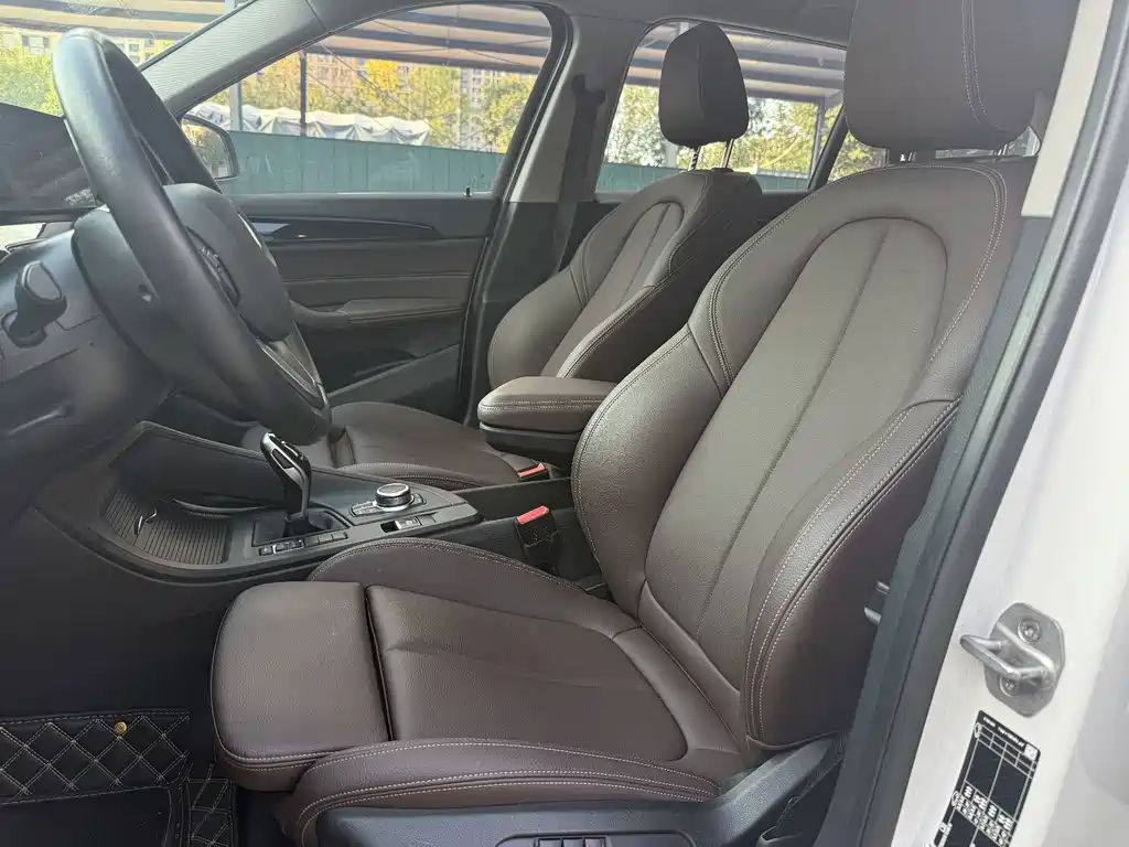 BMW X1 — миниатюра 4