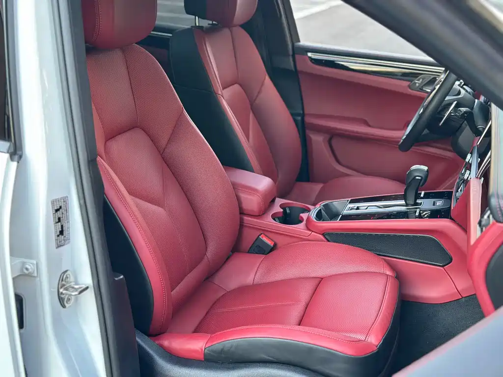 Porsche Macan — миниатюра 11