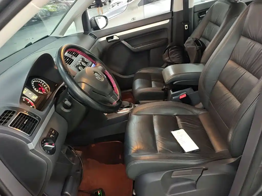 Volkswagen Touran — миниатюра 15