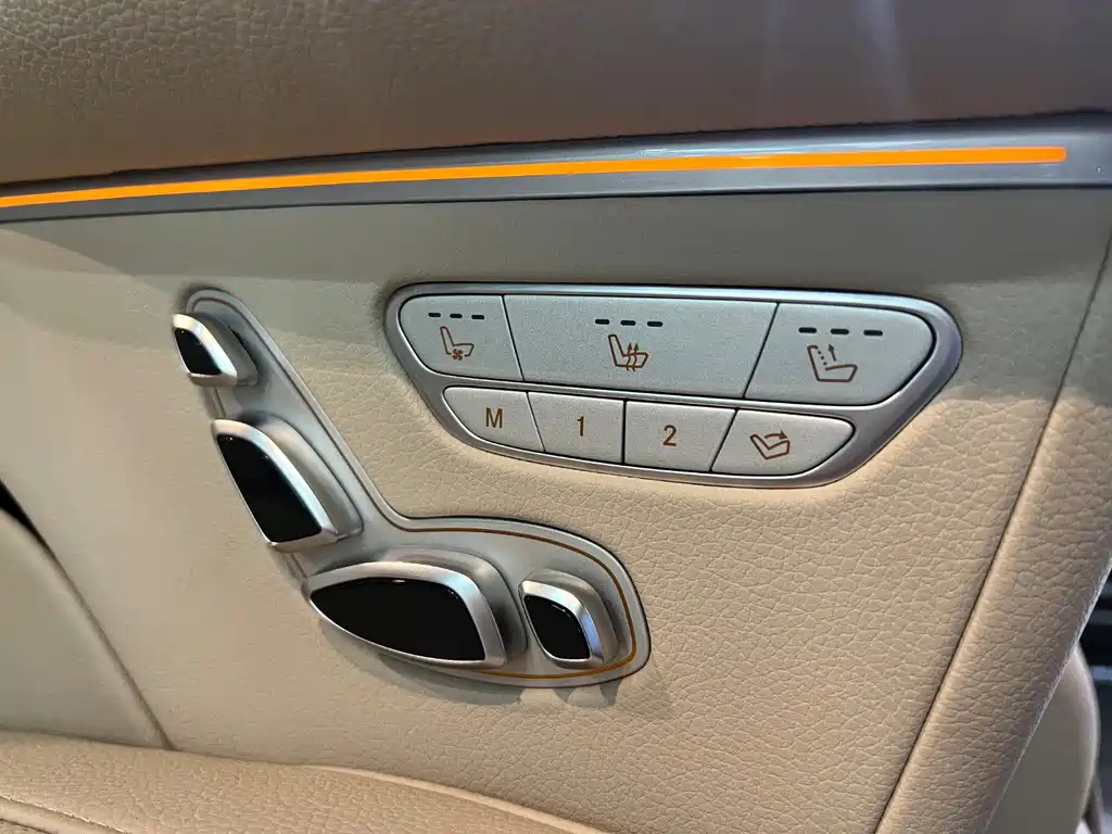 MERCEDES-BENZ V CLASS