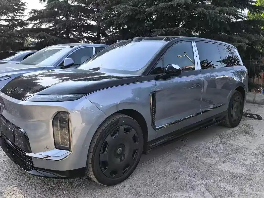 NIO ES9