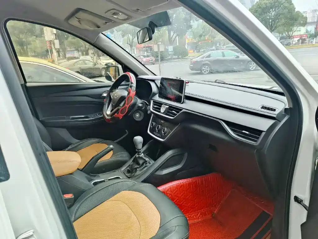 Wuling Hongguang S3 — миниатюра 6