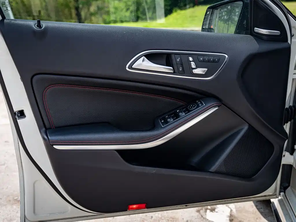 Mercedes-Benz A-Class AMG (Import) — миниатюра 9