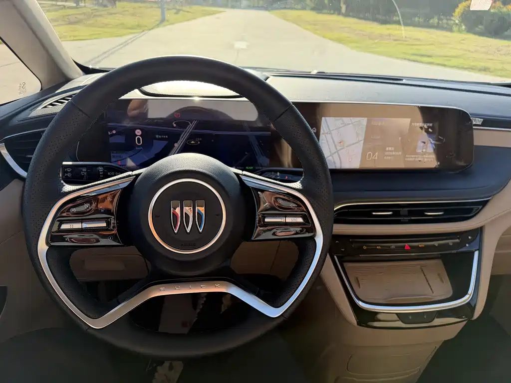 Buick GL8 Hybrid — миниатюра 12