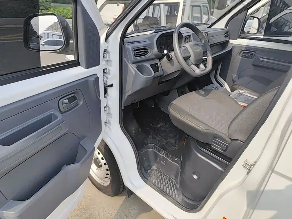 Karry Jiangtun E7 — миниатюра 16
