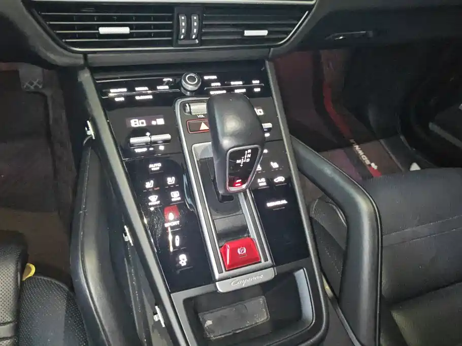 Porsche Cayenne — миниатюра 16